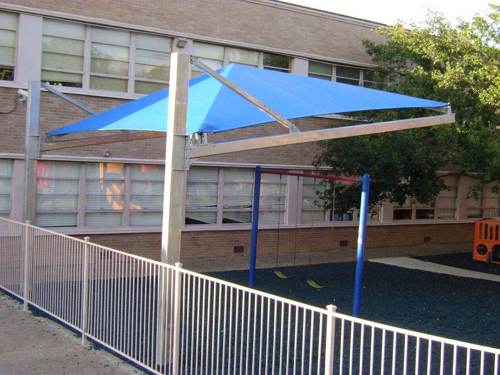 Full Cantilever