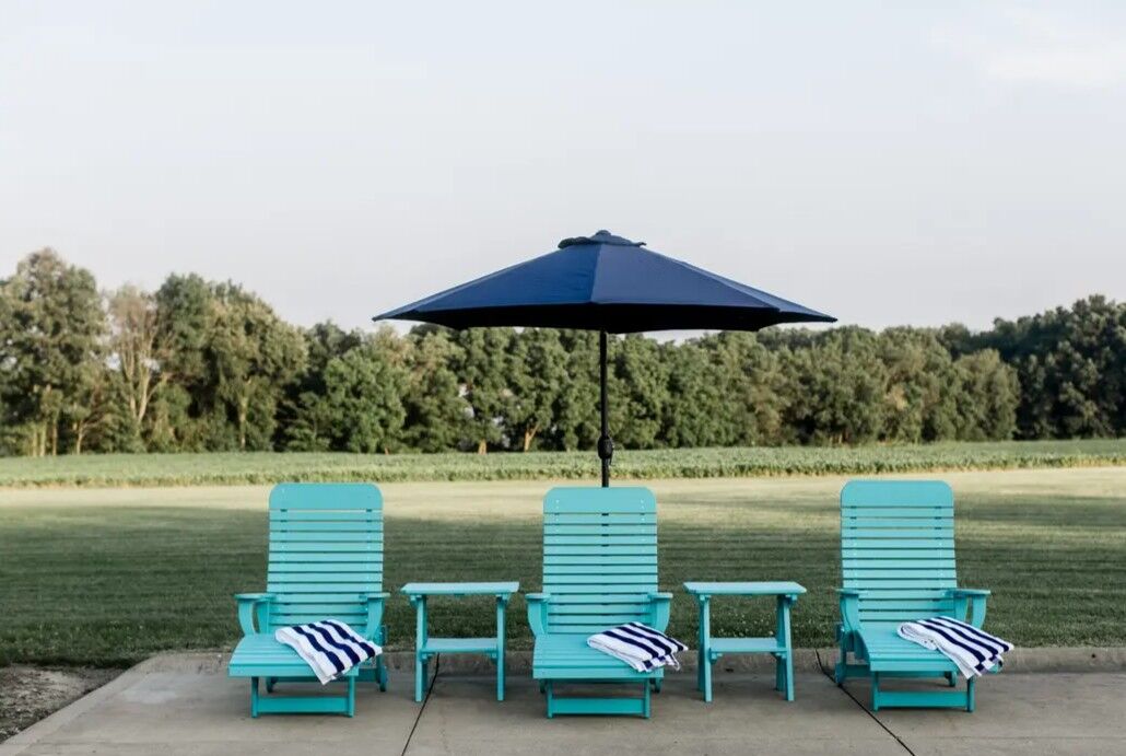 Signature Chaise Lounge