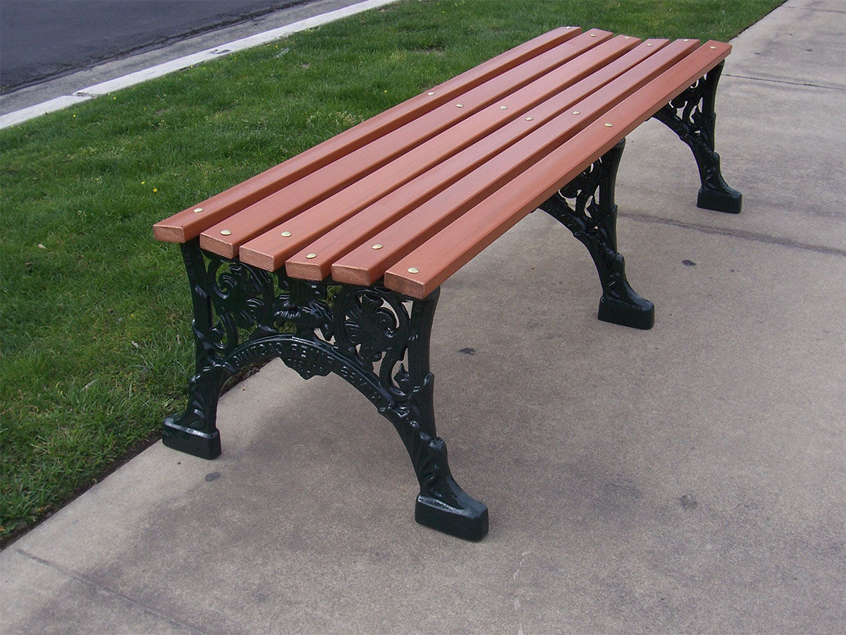 Renaissance Backless Bench with Recycled Plastic Slat Seat