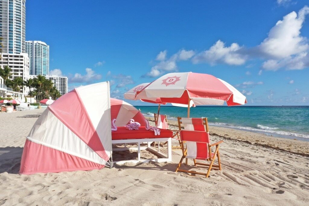Commercial Beach Cabana
