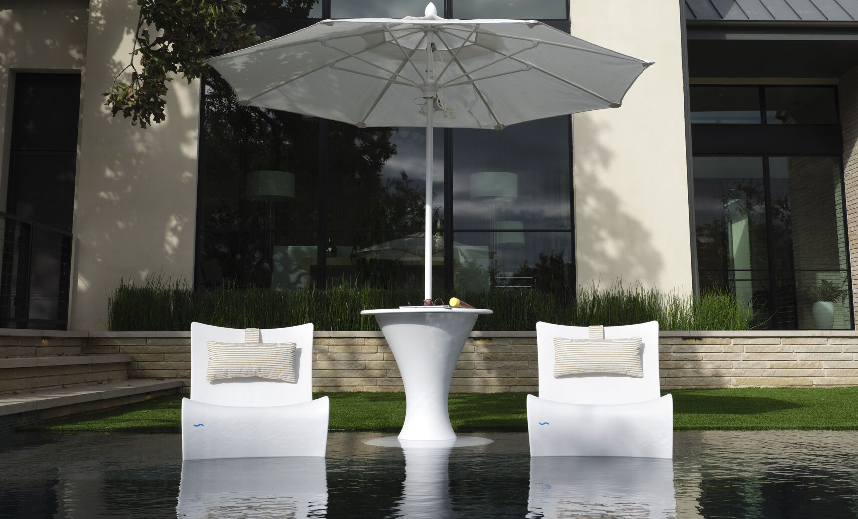 Autograph Chaise Headrest Pillow