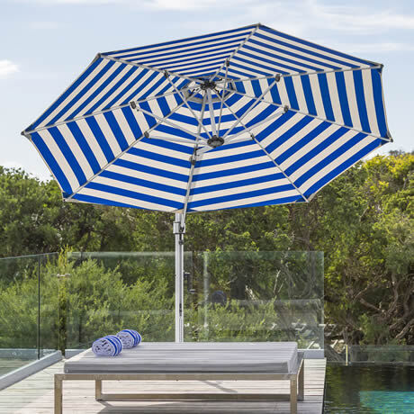Aurora Series 11' Octagon Cantilever Umbrella