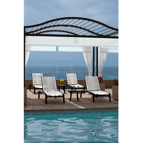 Elance Segment Armless Chaise Lounge